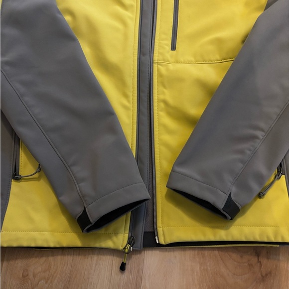 The North Face men’s Apex Bionix jacket size Large - Picture 3 of 5